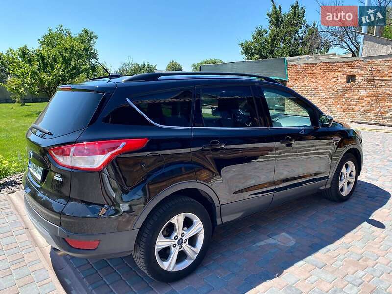 Внедорожник / Кроссовер Ford Escape 2016 в Кременчуге