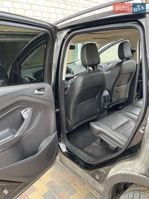 Внедорожник / Кроссовер Ford Escape 2018 в Меденичах