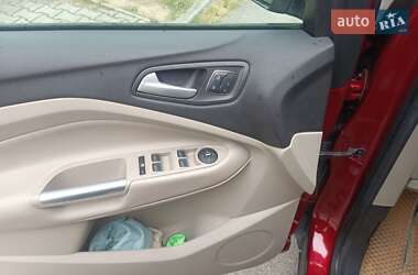 Внедорожник / Кроссовер Ford Escape 2013 в 