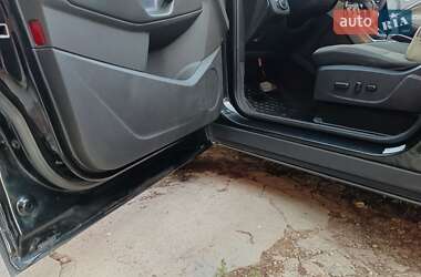 Внедорожник / Кроссовер Ford Escape 2015 в 