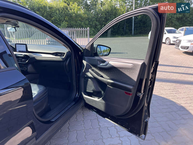 Внедорожник / Кроссовер Ford Escape 2020 в Нововолынске