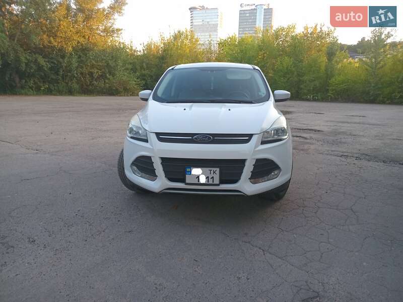 Внедорожник / Кроссовер Ford Escape 2015 в Киеве фото 2 Внедорожник / Кроссовер Ford Escape 2015 в Киеве
