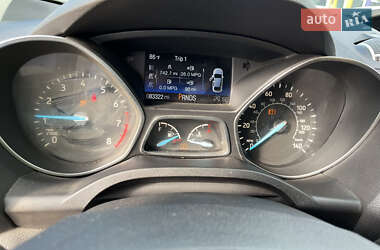 Внедорожник / Кроссовер Ford Escape 2017 в 