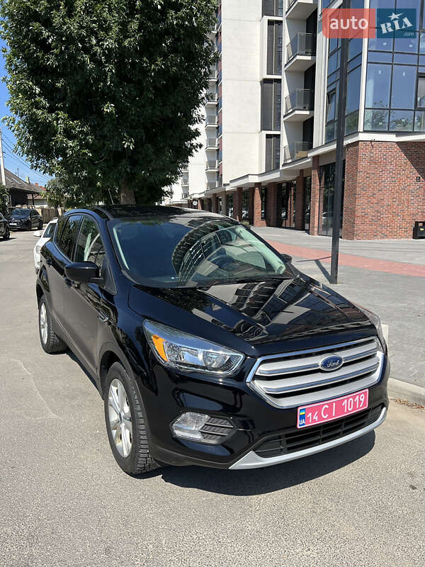 Внедорожник / Кроссовер Ford Escape 2019 в Ивано-Франковске фото 2 Внедорожник / Кроссовер Ford Escape 2019 в Ивано-Франковске