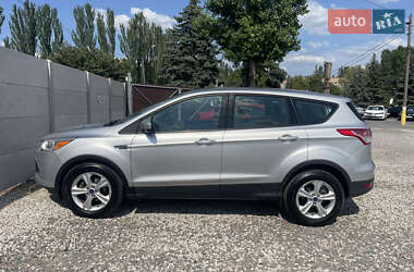 Внедорожник / Кроссовер Ford Escape 2015 в 