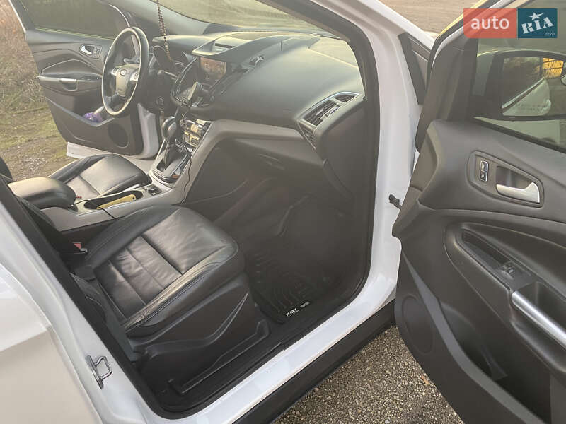 Внедорожник / Кроссовер Ford Escape 2012 в Мельнице-Подольской