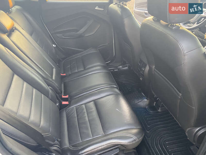 Внедорожник / Кроссовер Ford Escape 2012 в Мельнице-Подольской