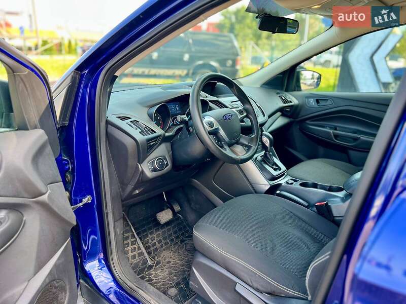 Внедорожник / Кроссовер Ford Escape 2015 в Киеве