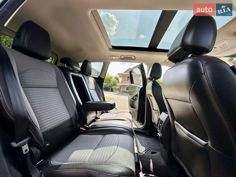 Внедорожник / Кроссовер Ford Escape 2017 в Киеве