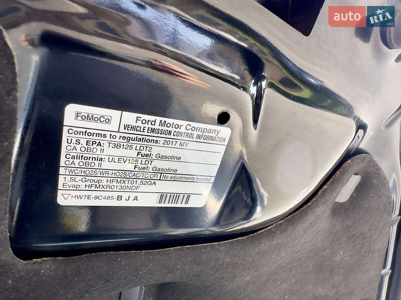 Внедорожник / Кроссовер Ford Escape 2017 в Киеве