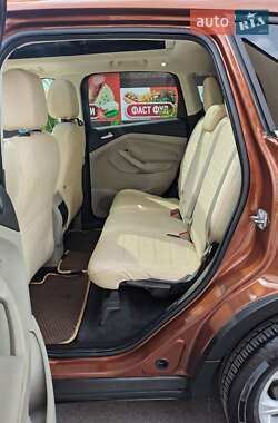 Внедорожник / Кроссовер Ford Escape 2017 в Чернигове