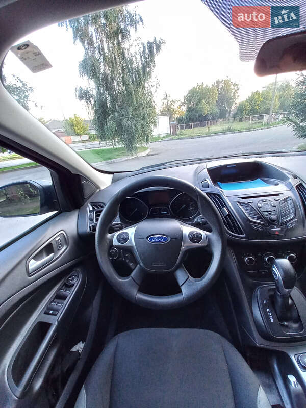 Внедорожник / Кроссовер Ford Escape 2016 в Виннице
