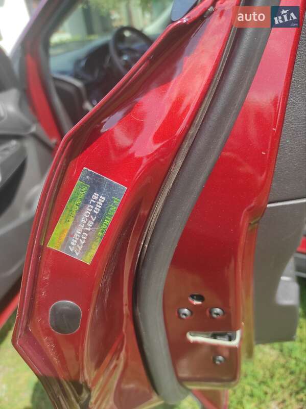 Внедорожник / Кроссовер Ford Escape 2014 в Ивано-Франковске