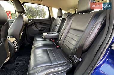 Внедорожник / Кроссовер Ford Escape 2013 в 