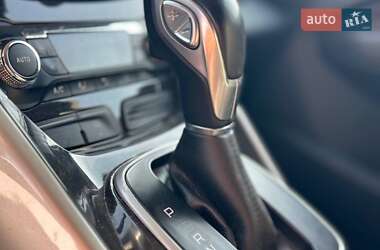 Внедорожник / Кроссовер Ford Escape 2013 в 