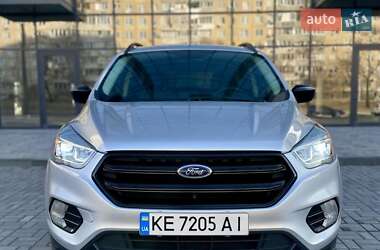 Внедорожник / Кроссовер Ford Escape 2019 в 