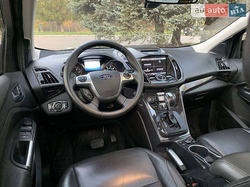 Внедорожник / Кроссовер Ford Escape 2014 в Киеве