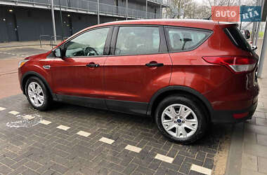 Внедорожник / Кроссовер Ford Escape 2015 в 