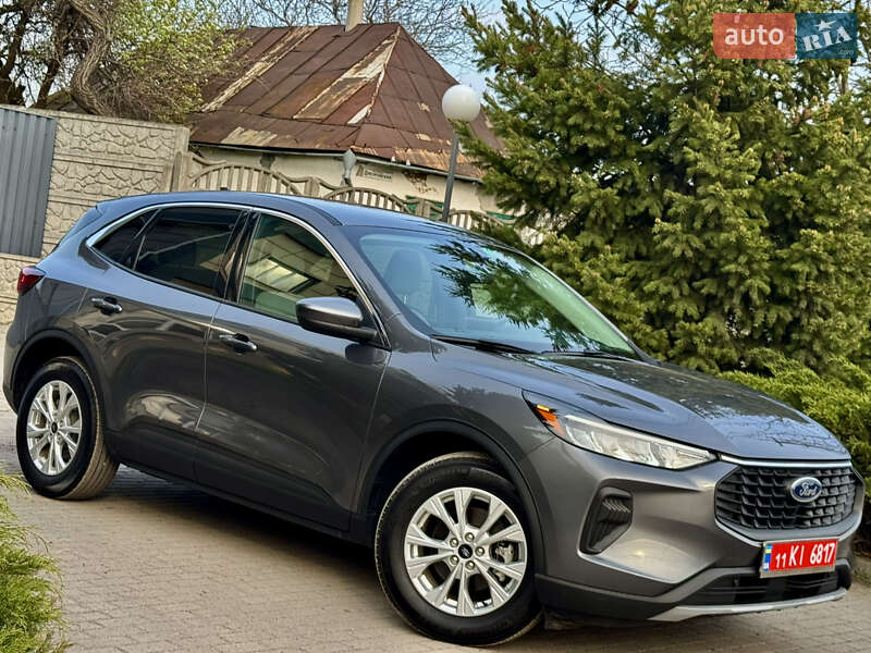 Внедорожник / Кроссовер Ford Escape 2023 в Днепре