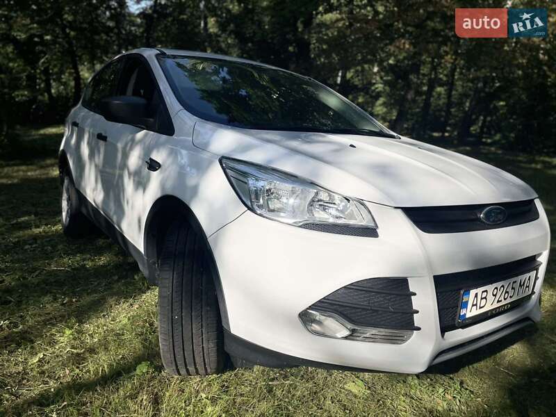Внедорожник / Кроссовер Ford Escape 2015 в Виннице
