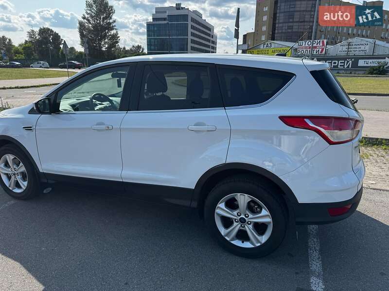 Внедорожник / Кроссовер Ford Escape 2014 в Киеве