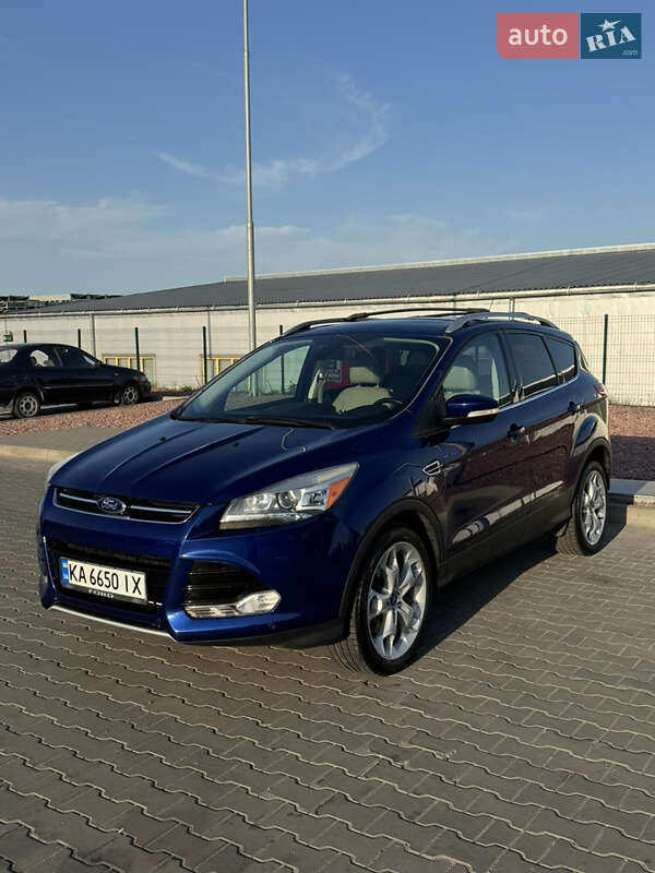 Внедорожник / Кроссовер Ford Escape 2014 в 