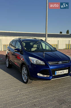 Внедорожник / Кроссовер Ford Escape 2014 в 