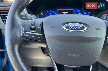 Внедорожник / Кроссовер Ford Escape 2020 в 