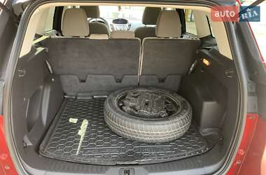 Внедорожник / Кроссовер Ford Escape 2014 в 