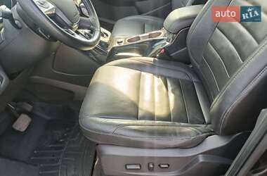 Внедорожник / Кроссовер Ford Escape 2014 в 
