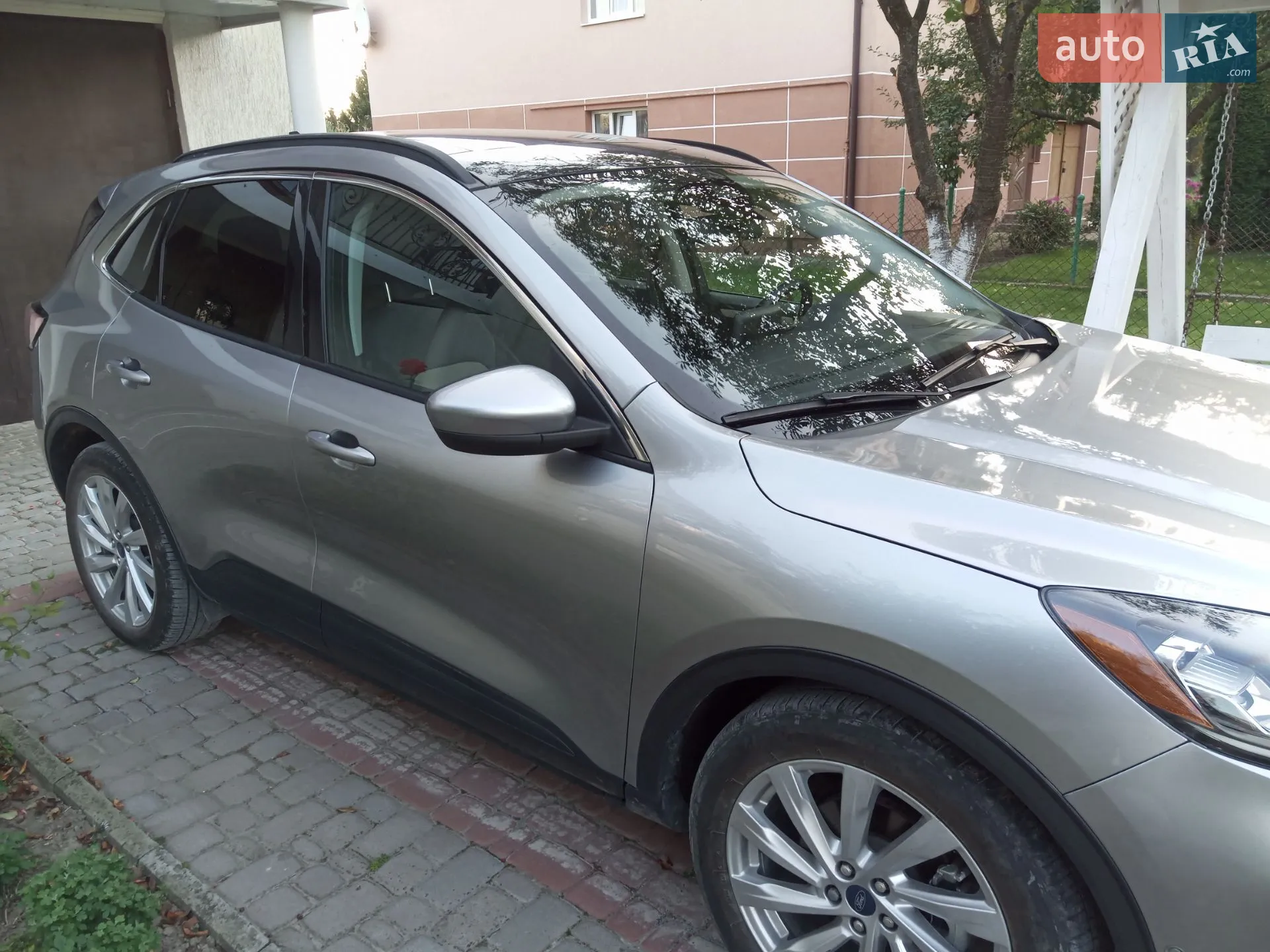 2021 Ford Escape - мініатюра 2