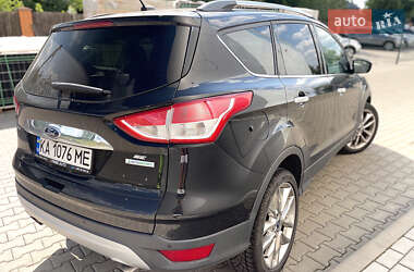 Внедорожник / Кроссовер Ford Escape 2015 в 