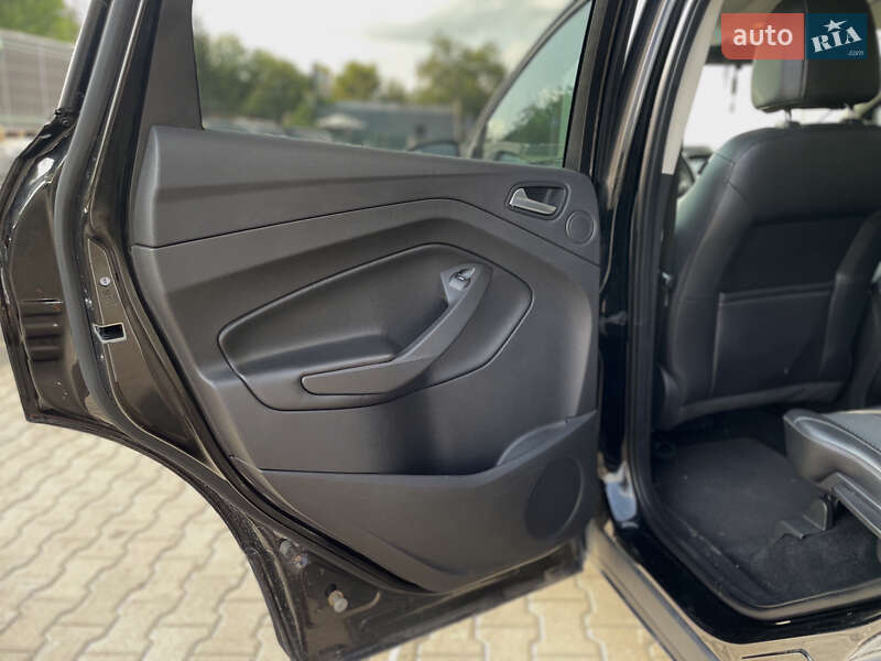Внедорожник / Кроссовер Ford Escape 2015 в Киеве