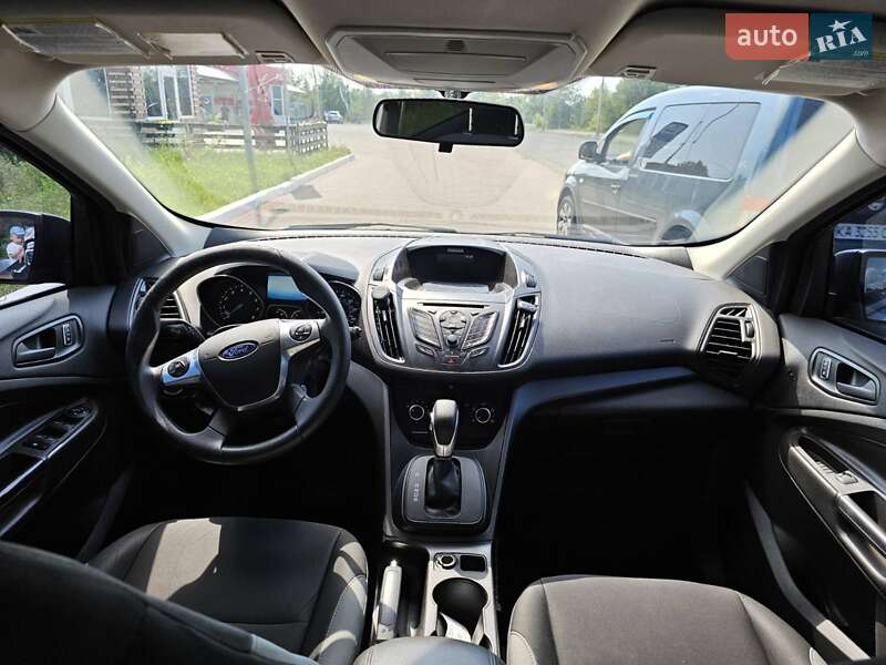 Внедорожник / Кроссовер Ford Escape 2015 в Киеве