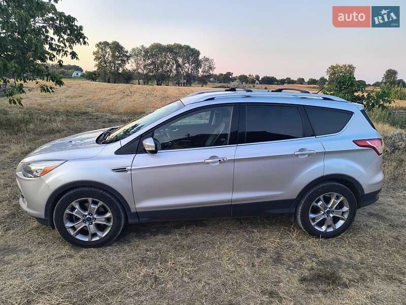 Внедорожник / Кроссовер Ford Escape 2014 в Днепре