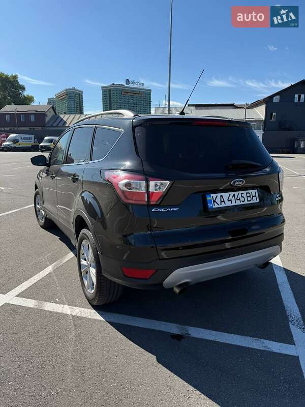 Внедорожник / Кроссовер Ford Escape 2017 в Киеве фото 4 Внедорожник / Кроссовер Ford Escape 2017 в Киеве