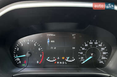 Внедорожник / Кроссовер Ford Escape 2019 в 