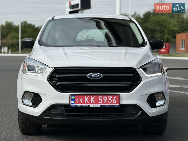 Внедорожник / Кроссовер Ford Escape 2017 в Днепре