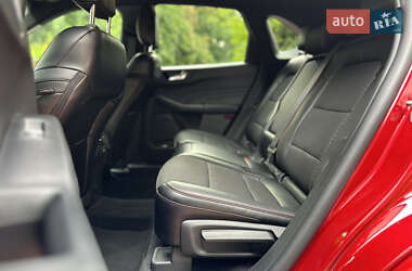 Внедорожник / Кроссовер Ford Escape 2024 в 