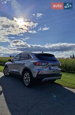 Внедорожник / Кроссовер Ford Escape 2021 в 