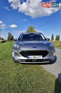 Внедорожник / Кроссовер Ford Escape 2021 в 