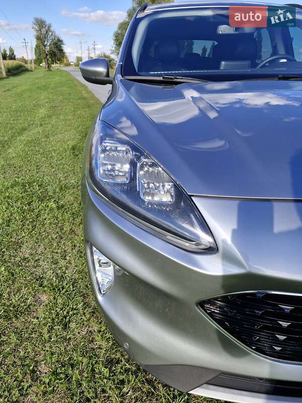 Внедорожник / Кроссовер Ford Escape 2021 в Киеве