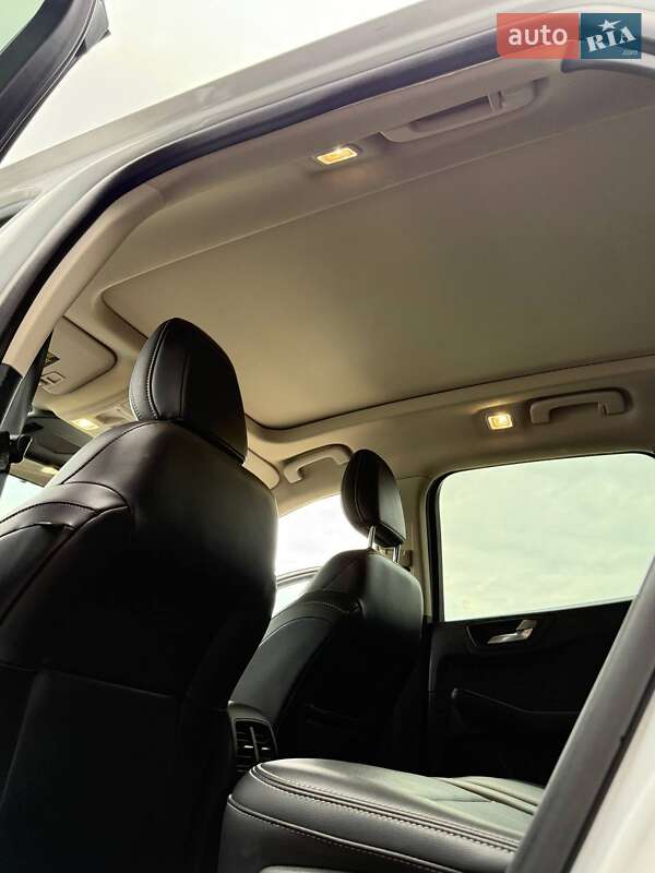 Позашляховик / Кросовер Ford Escape 2020 в Хмельницькому