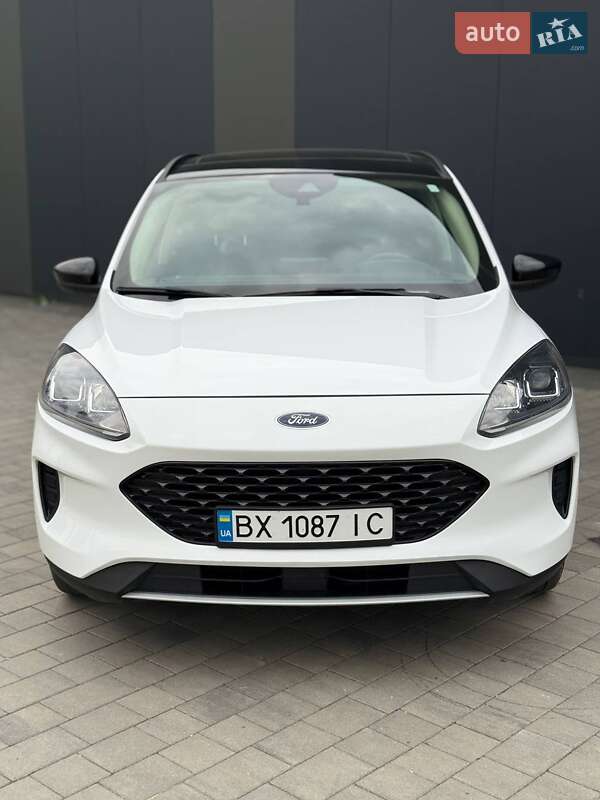 Позашляховик / Кросовер Ford Escape 2020 в Хмельницькому