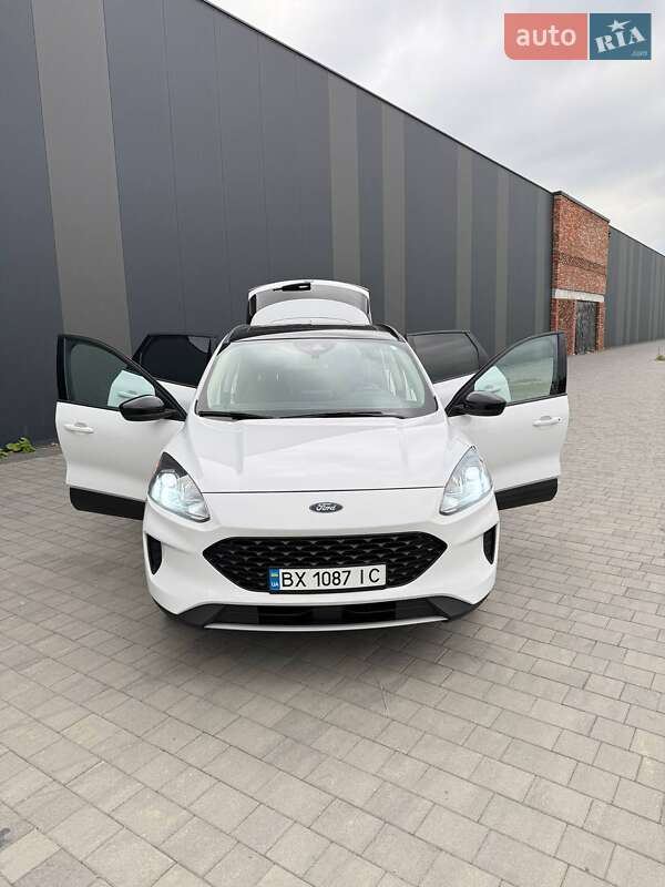 Позашляховик / Кросовер Ford Escape 2020 в Хмельницькому