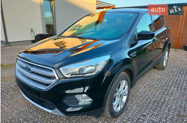 Внедорожник / Кроссовер Ford Escape 2016 в Львове
