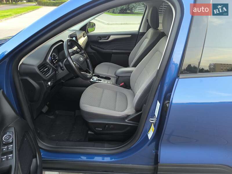 Внедорожник / Кроссовер Ford Escape 2022 в Черкассах