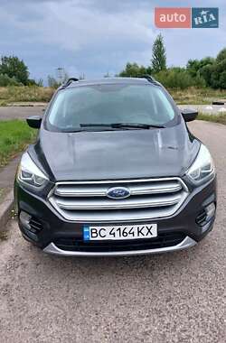 Внедорожник / Кроссовер Ford Escape 2017 в Львове