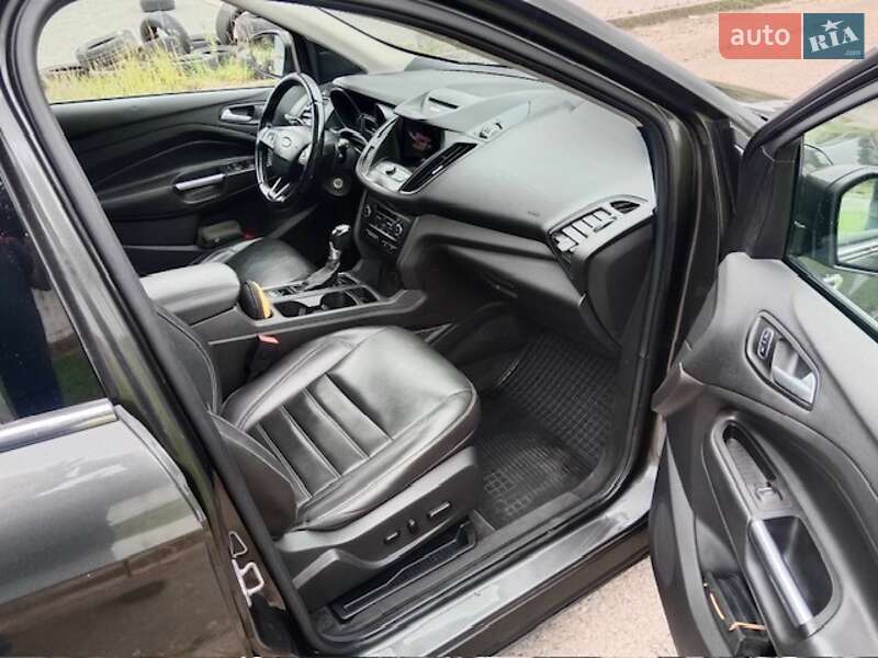 Позашляховик / Кросовер Ford Escape 2017 в Львові