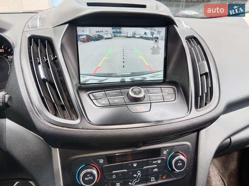 Позашляховик / Кросовер Ford Escape 2017 в Львові